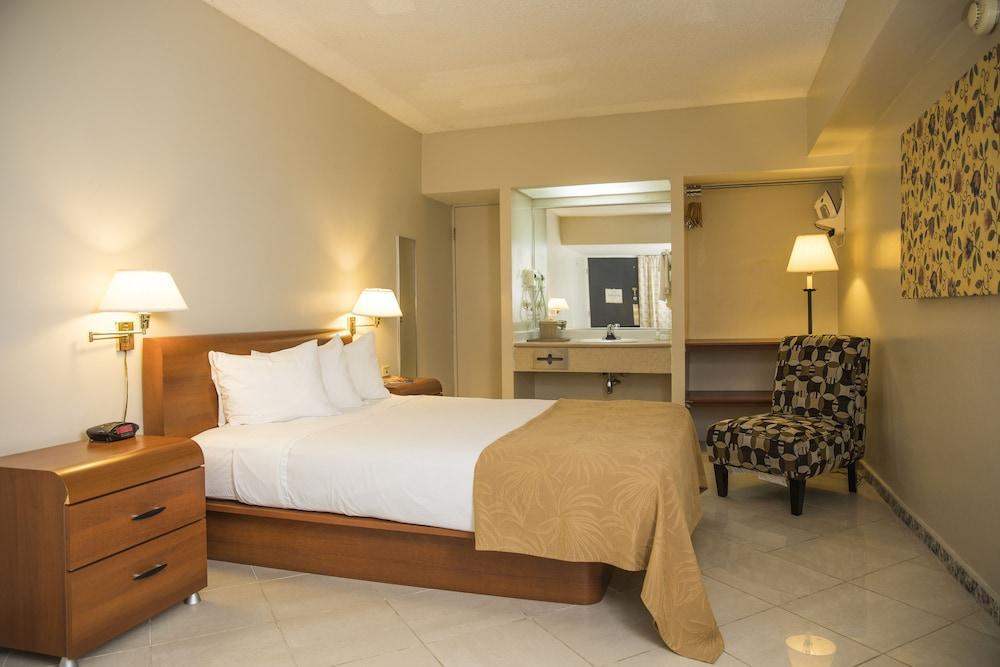 Quality Inn El Tuque Ponce Eksteriør bilde